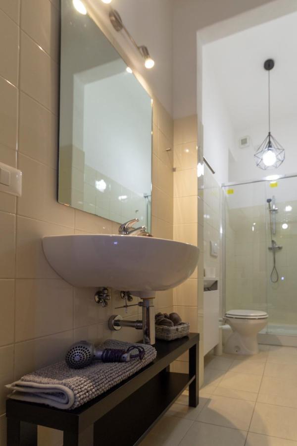 Chambers Short Rentals - Via Gezio Calini Brescia - 2 Studio Flats Buitenkant foto
