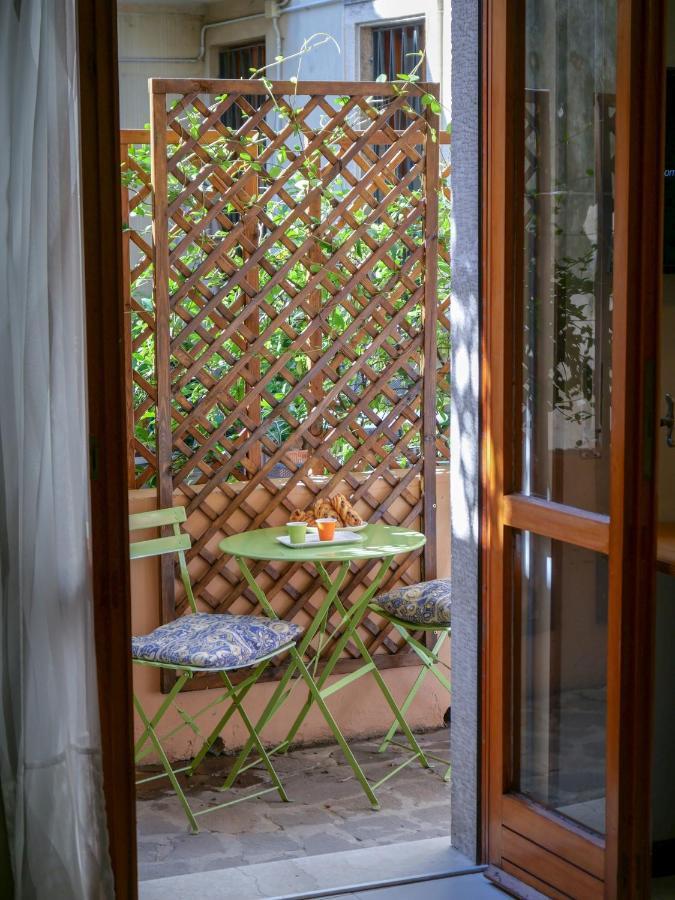 Chambers Short Rentals - Via Gezio Calini Brescia - 2 Studio Flats Buitenkant foto